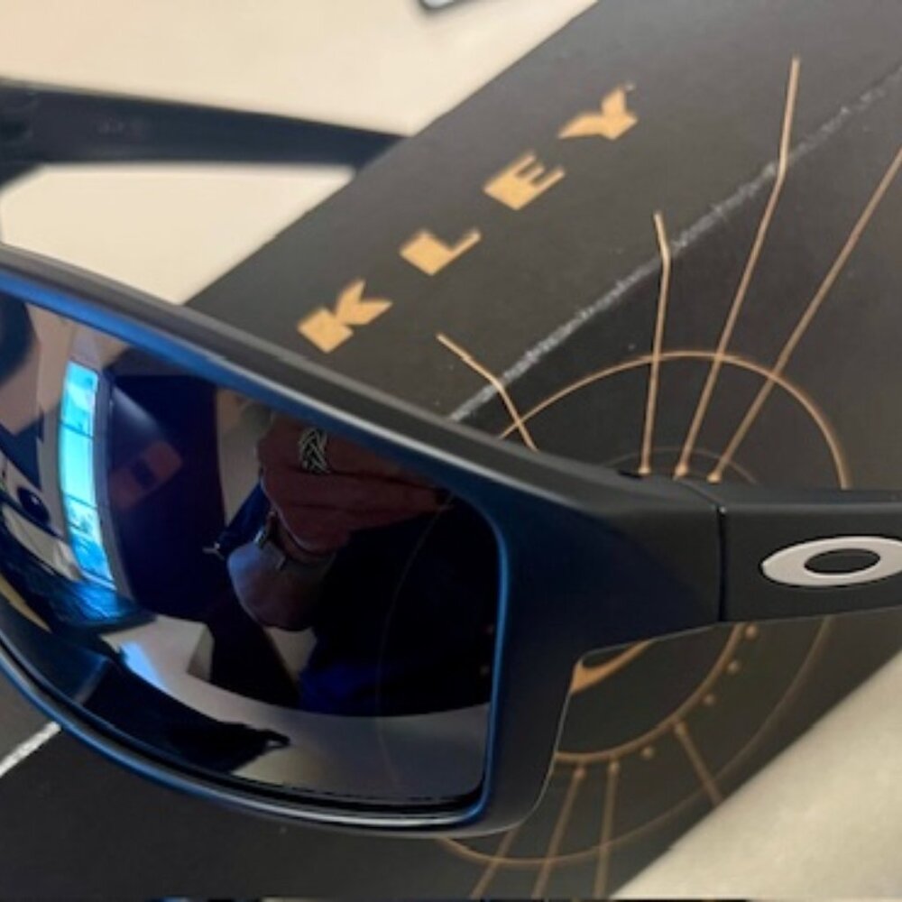 NEW OAKLEY GIBSTON XL Polarized Sunglasses